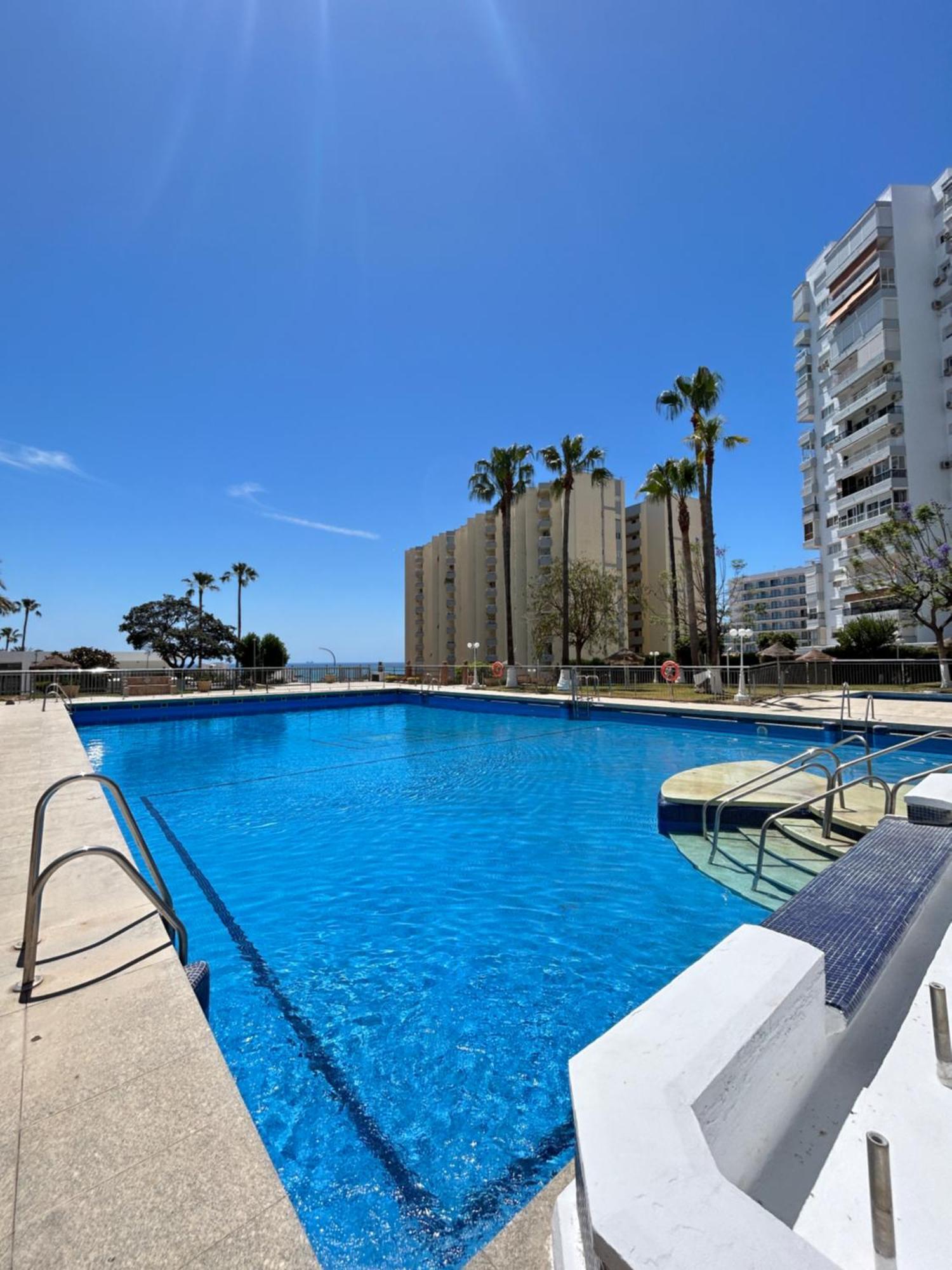 Diana Apartment - Terrace And Pool - 80M From The Beach Benalmádena Buitenkant foto